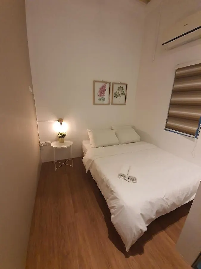 Room 4U Near Gurney Georgetown George Town